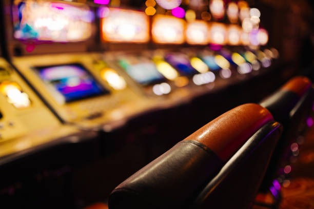 humastogel live Ceme online table showing dealer, cards, and player positions